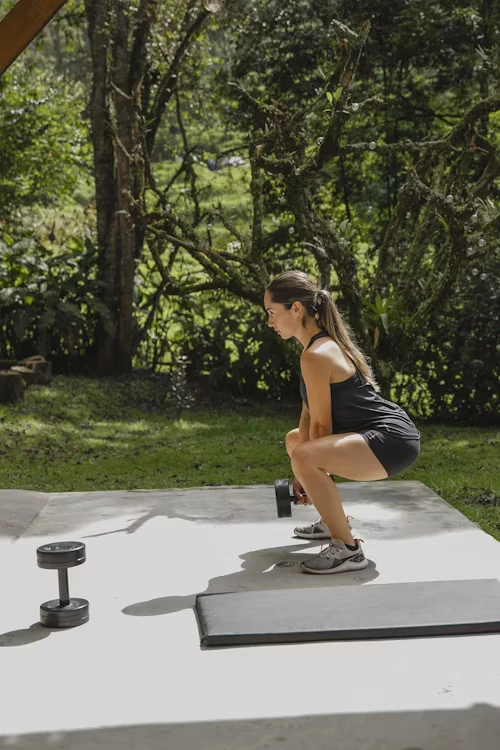 Posición de yoga avanzada